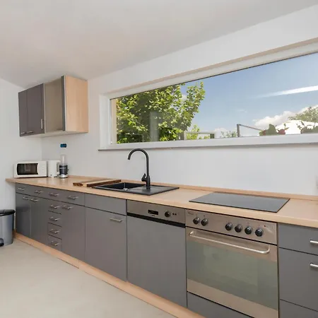 4 Bedroom Beautiful In Lokvicici Holiday home